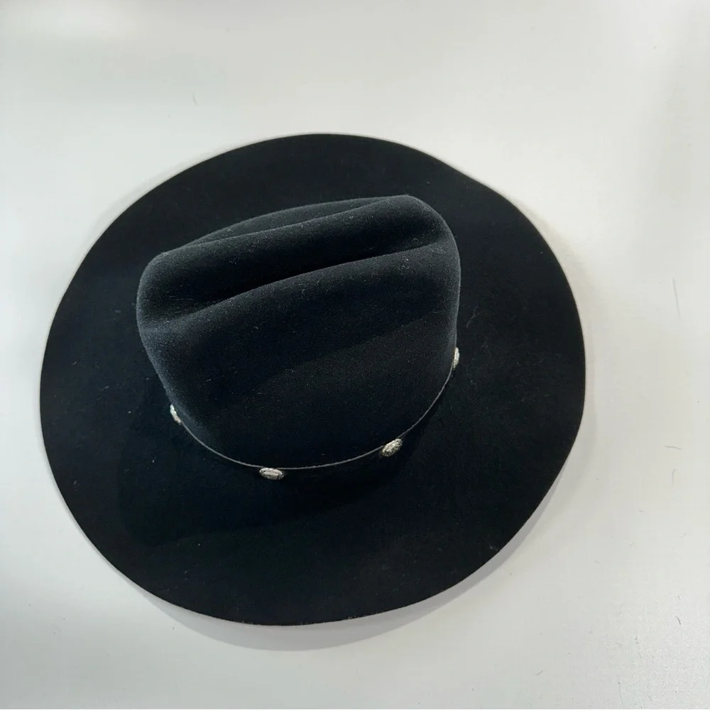 Rodeo Festival Western Black Wool Felt Hat With Concho Band